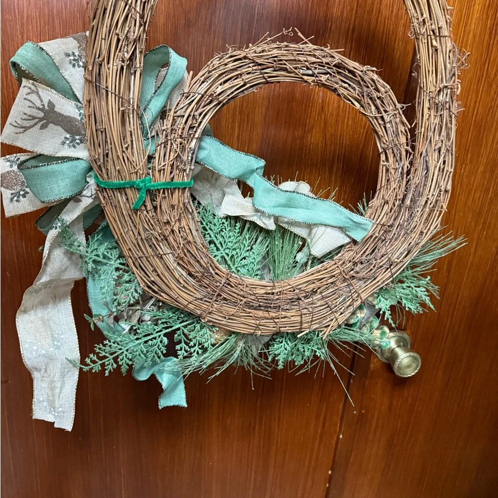 Signature Rustic Holiday Wreath with Bow deer design